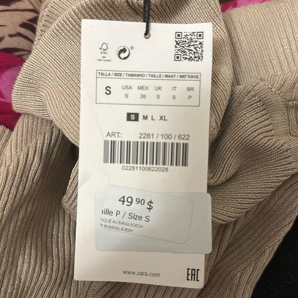 ZARA TURTLE NECK KNIT DRESS